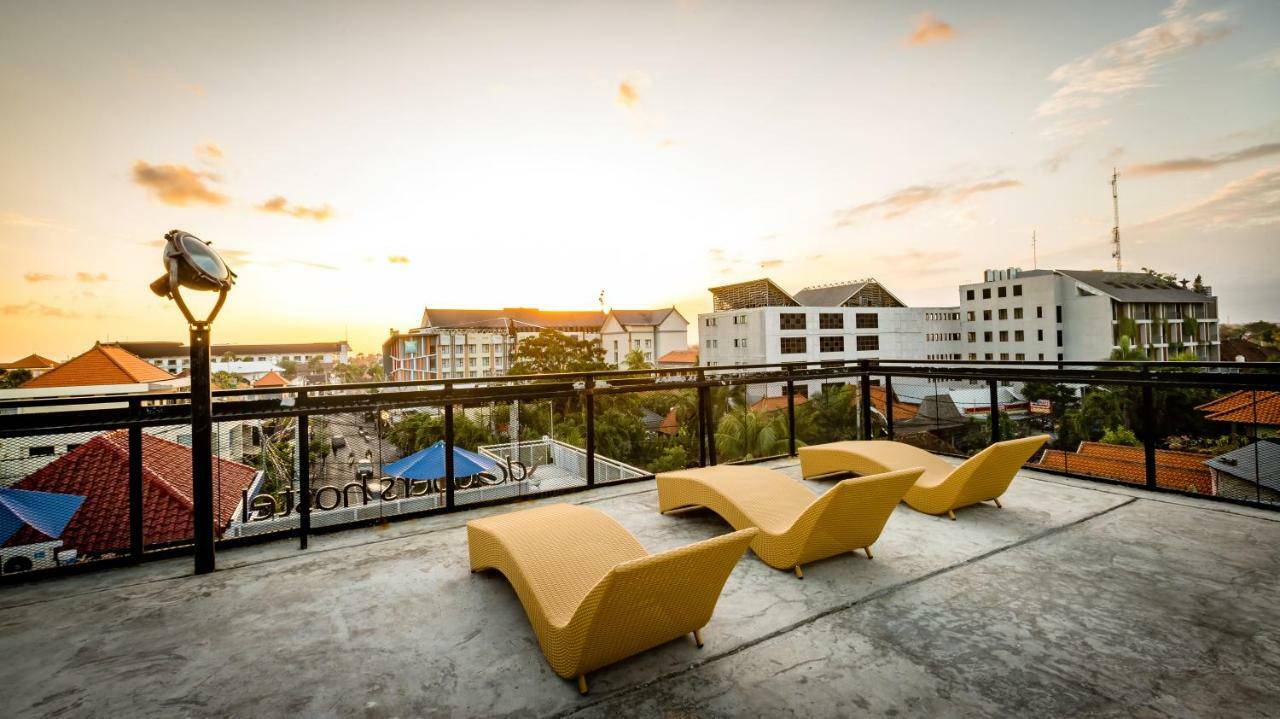 D'Gobers Hostel Seminyak By Gumilang Hospitality Exterior foto