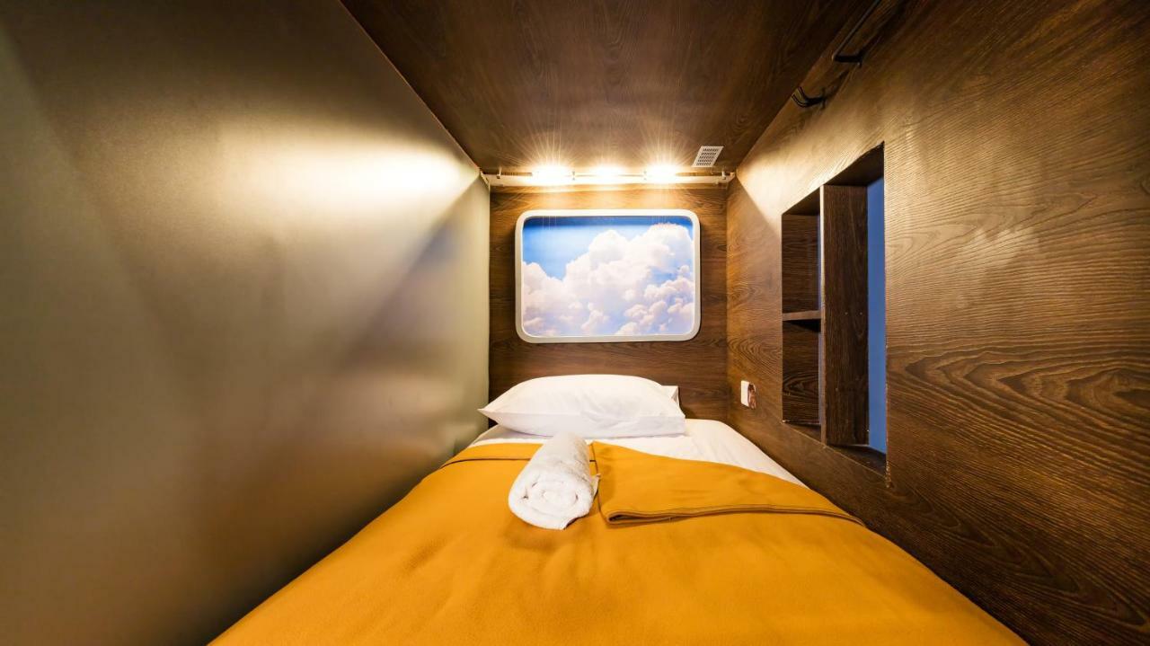 D'Gobers Hostel Seminyak By Gumilang Hospitality Exterior foto