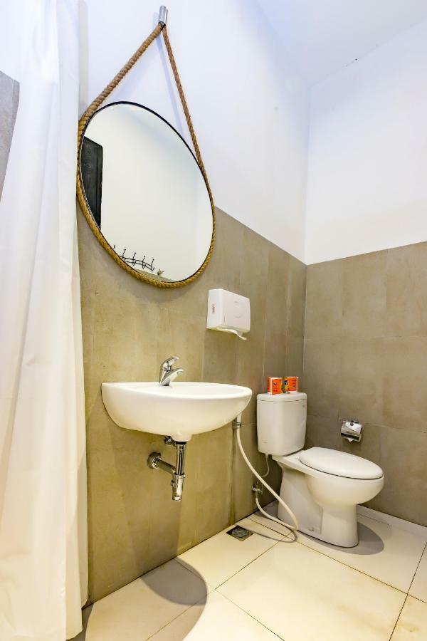D'Gobers Hostel Seminyak By Gumilang Hospitality Exterior foto